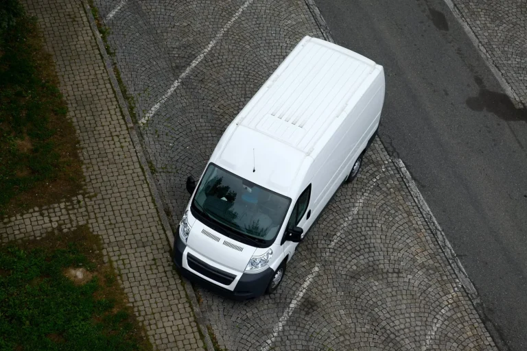 YAY IMAGES ID: 69523516 | Warrington Van Hire | Central Warrington Van Hire | Call 01925 396 222 Warrington Van Hire