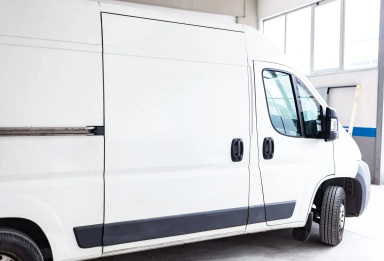 YAY IMAGES ID: 81022688 | Warrington Van Hire | Central Warrington Van Hire | Call 01925 396 222 Gross Vehicle