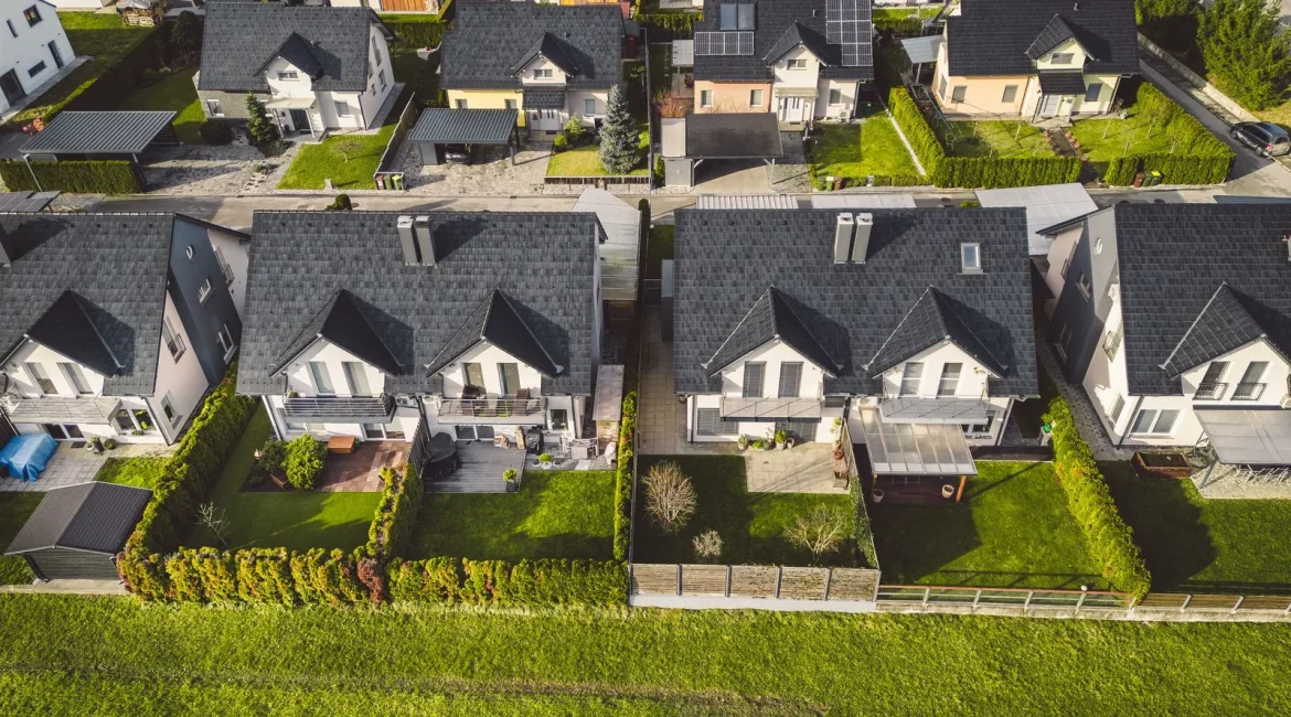 Aerial view of a new build estate, the destination for a new build home move